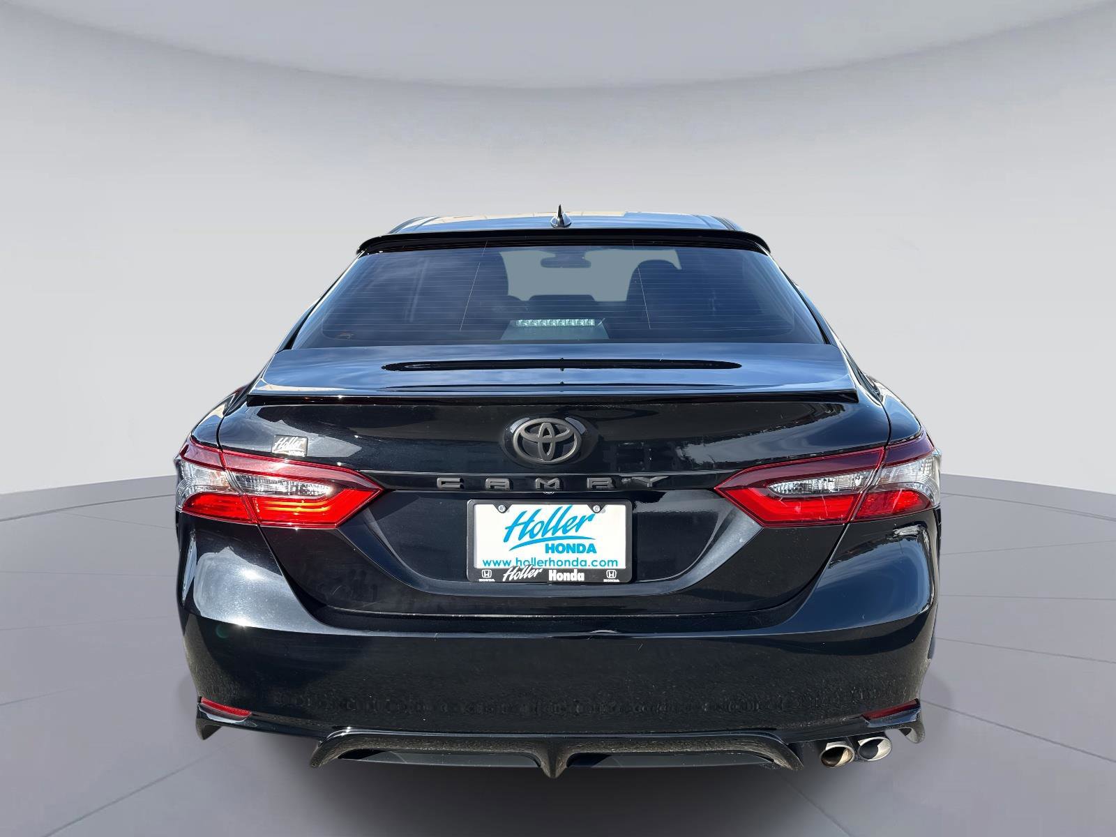 Used 2021 Toyota Camry SE image 5