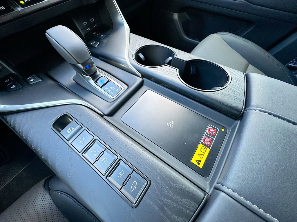 New 2025 Lexus LX 700h Overtrail image 35