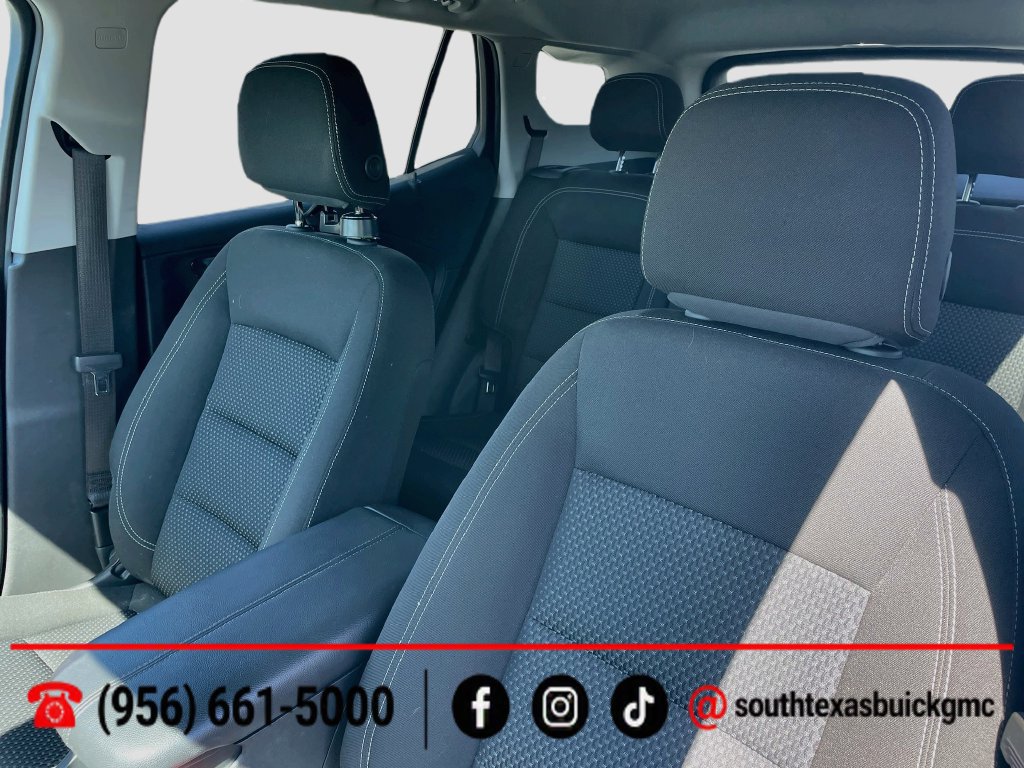 Used 2022 GMC Terrain SLE w/ Driver Convenience Package FWD image 13