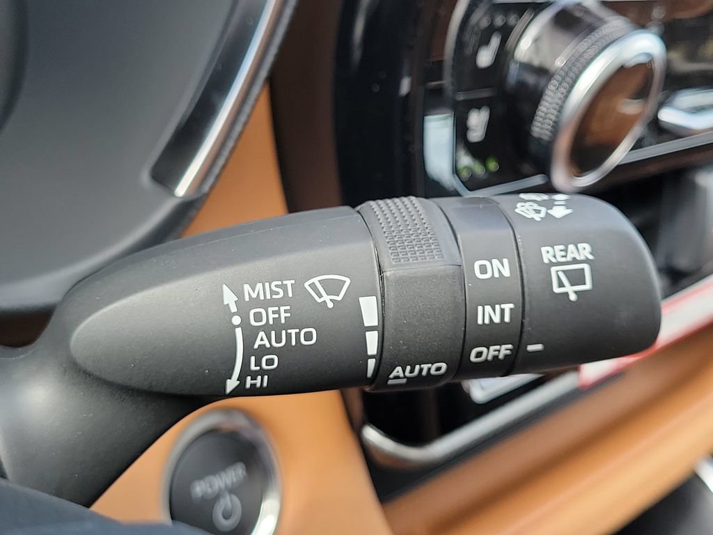 New 2026 Toyota Highlander Platinum AWD/4WD image 12