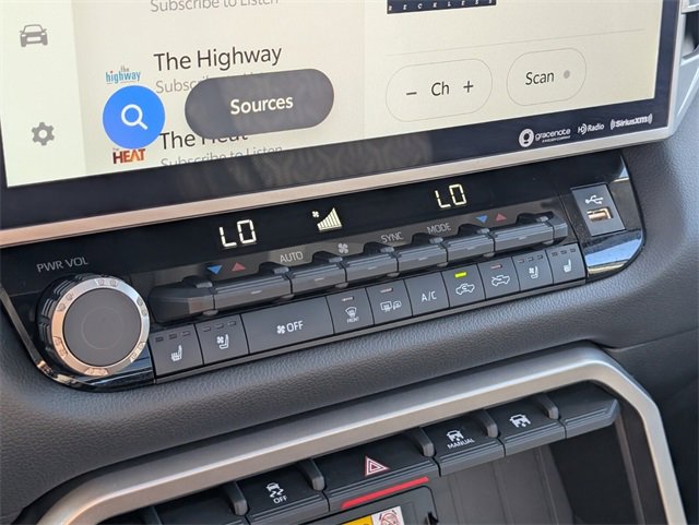 Used 2024 Toyota Tundra Limited w/ Power Package image 20