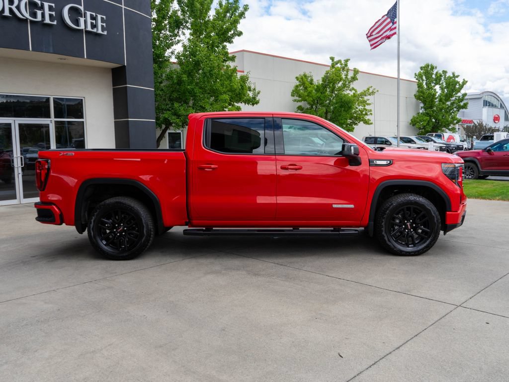 Used 2026 GMC Sierra 1500 Elevation w/ Elevation Premium Package AWD/4WD image 8