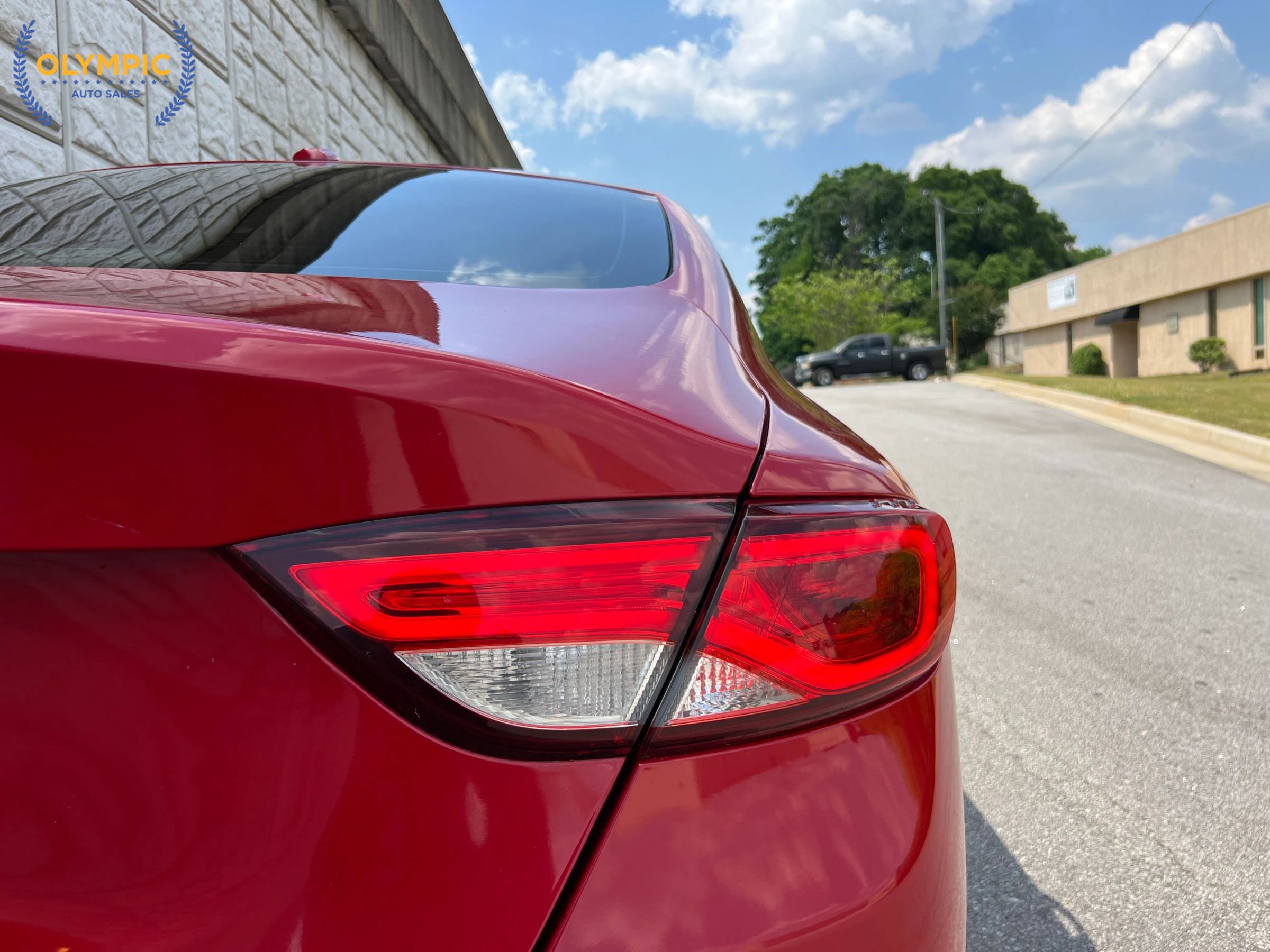 Used 2016 Chrysler 200 S w/ Comfort Group FWD image 17