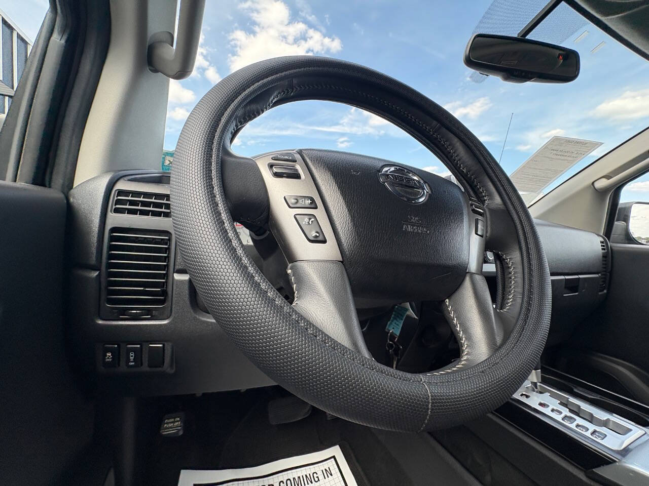 Used 2015 Nissan Titan PRO-4X AWD/4WD image 22