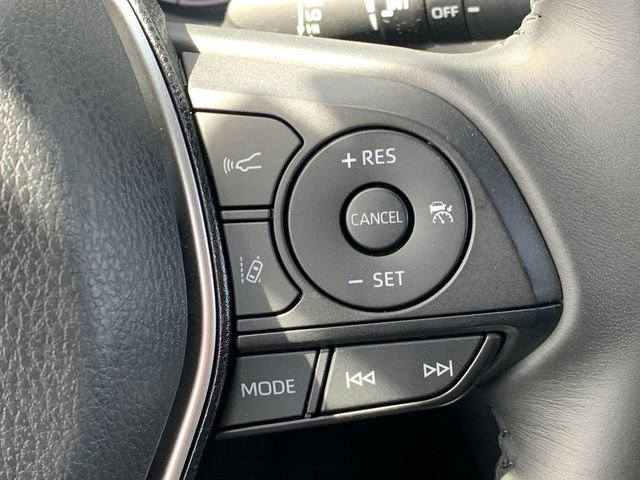 Certified 2023 Toyota Venza LE image 28