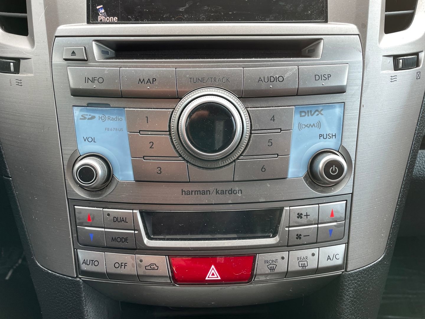 Used 2013 Subaru Outback 3.6R Limited w/ Special Appearance Pkg image 21