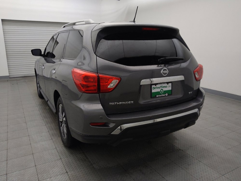 Used 2017 Nissan Pathfinder SV FWD image 6