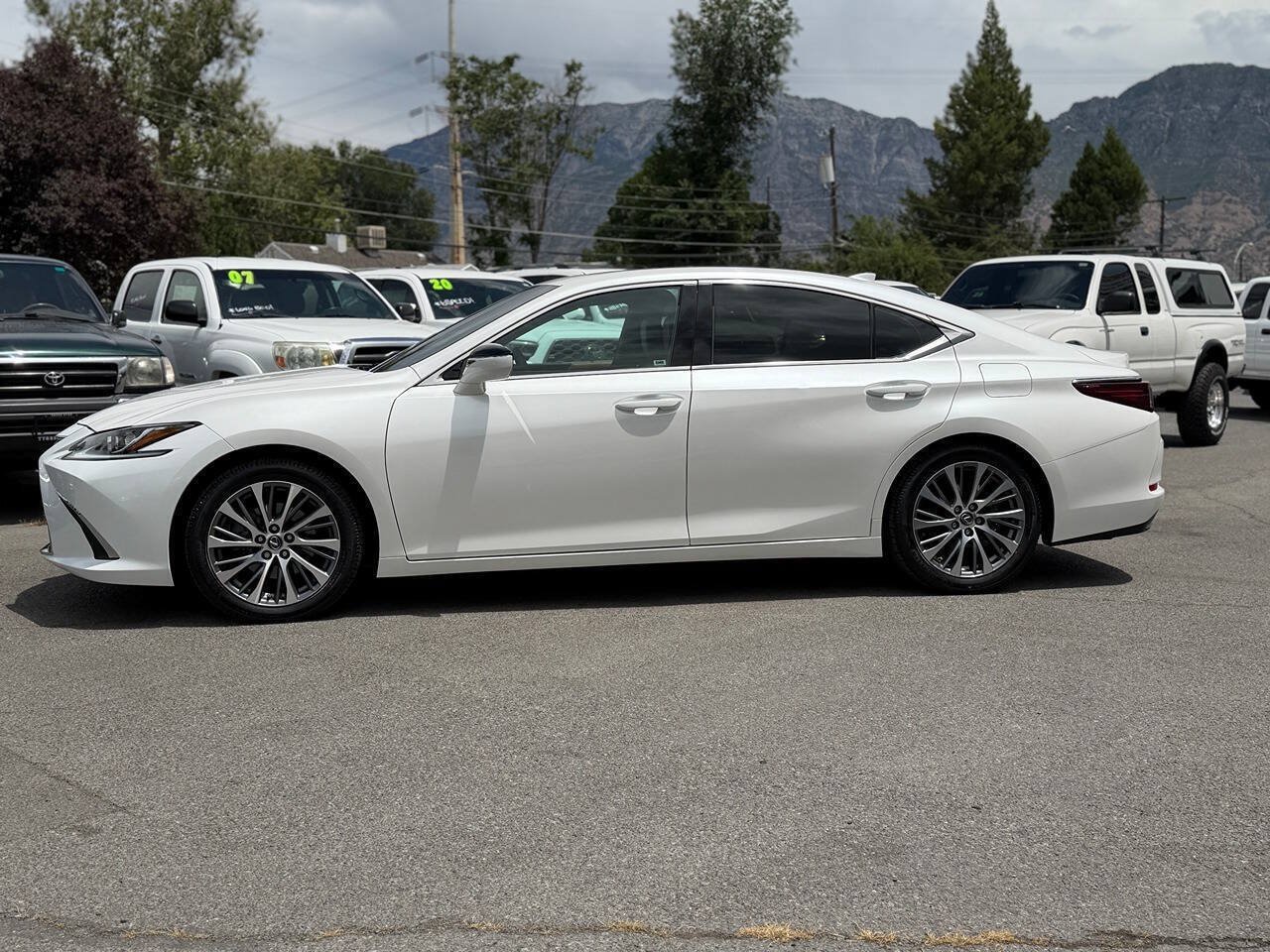 Used 2020 Lexus ES 350 w/ Premium Package FWD image 19