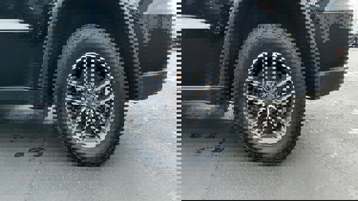 Used 2020 Jeep Grand Cherokee Limited image 29