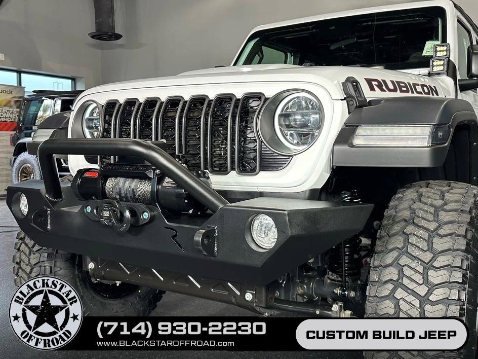 Used 2024 Jeep Wrangler Unlimited Rubicon w/ Convenience Group AWD/4WD image 5