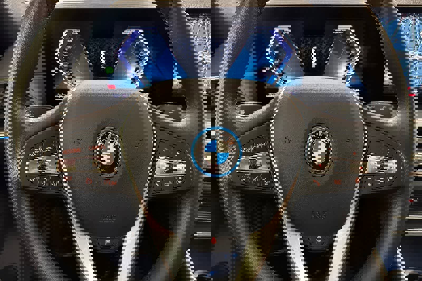 Used 2023 BMW i4 eDrive35 w/ Premium Package image 23