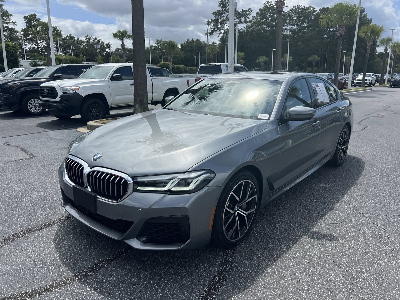Used 2023 BMW 540i w/ M Sport Package RWD image 5