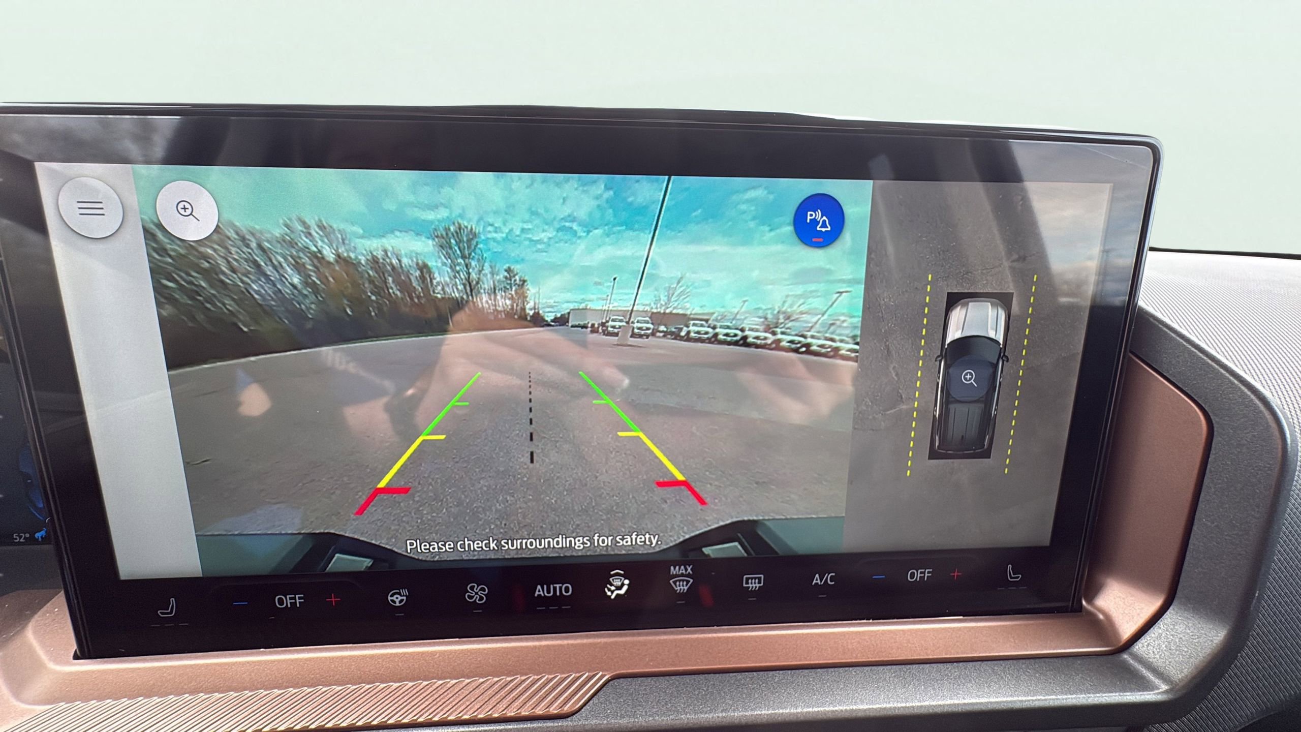 Certified 2025 Ford Bronco Sport Outer Banks w/ Outer Banks Tech Package+ AWD/4WD image 27