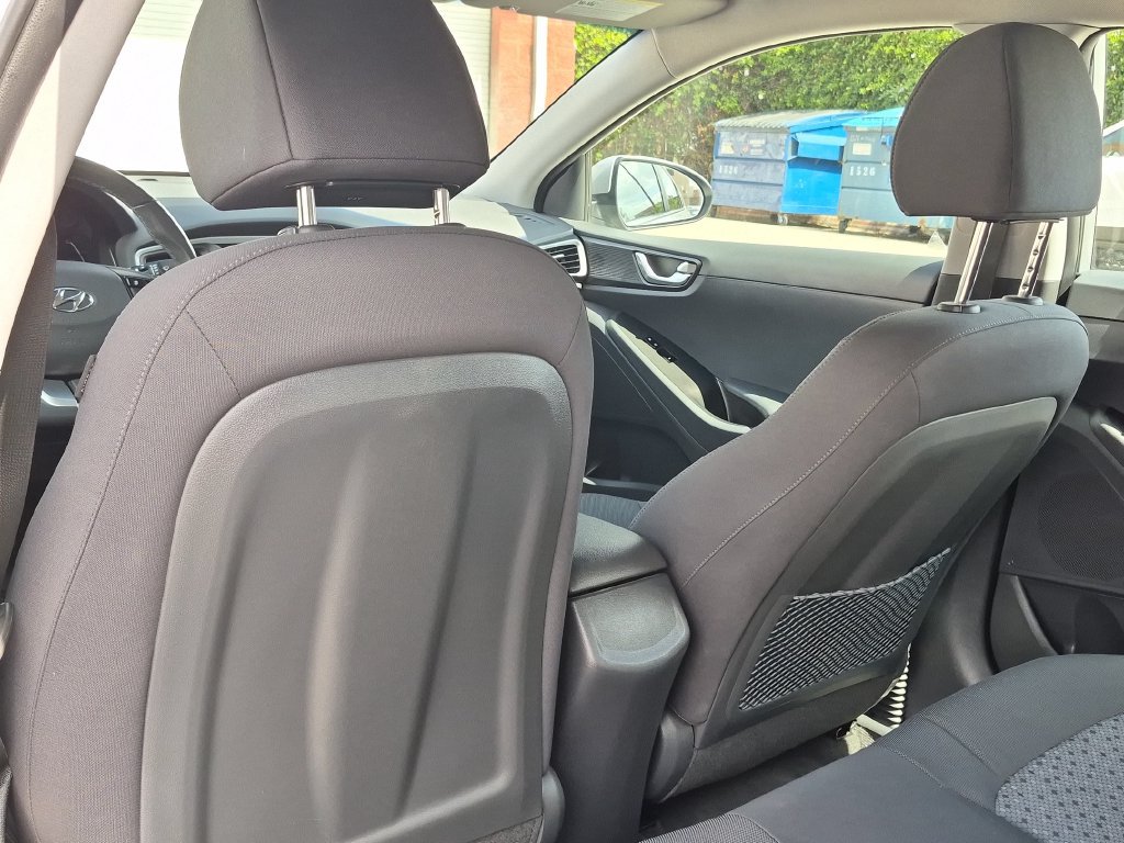 Used 2017 Hyundai Ioniq SEL FWD image 24