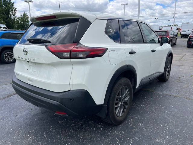 Used 2021 Nissan Rogue S FWD image 2