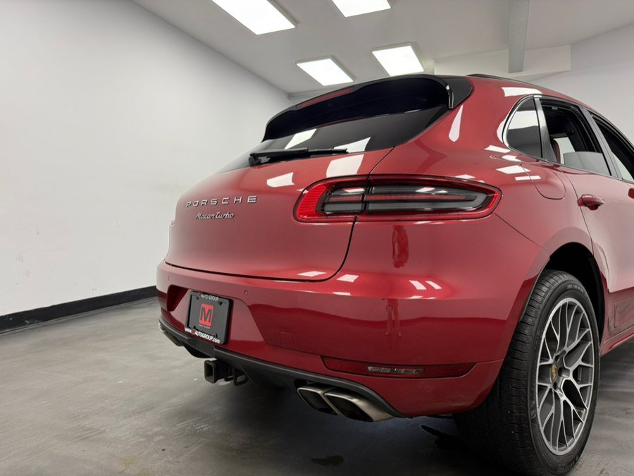Used 2015 Porsche Macan Turbo w/ Premium Package Plus AWD/4WD image 19