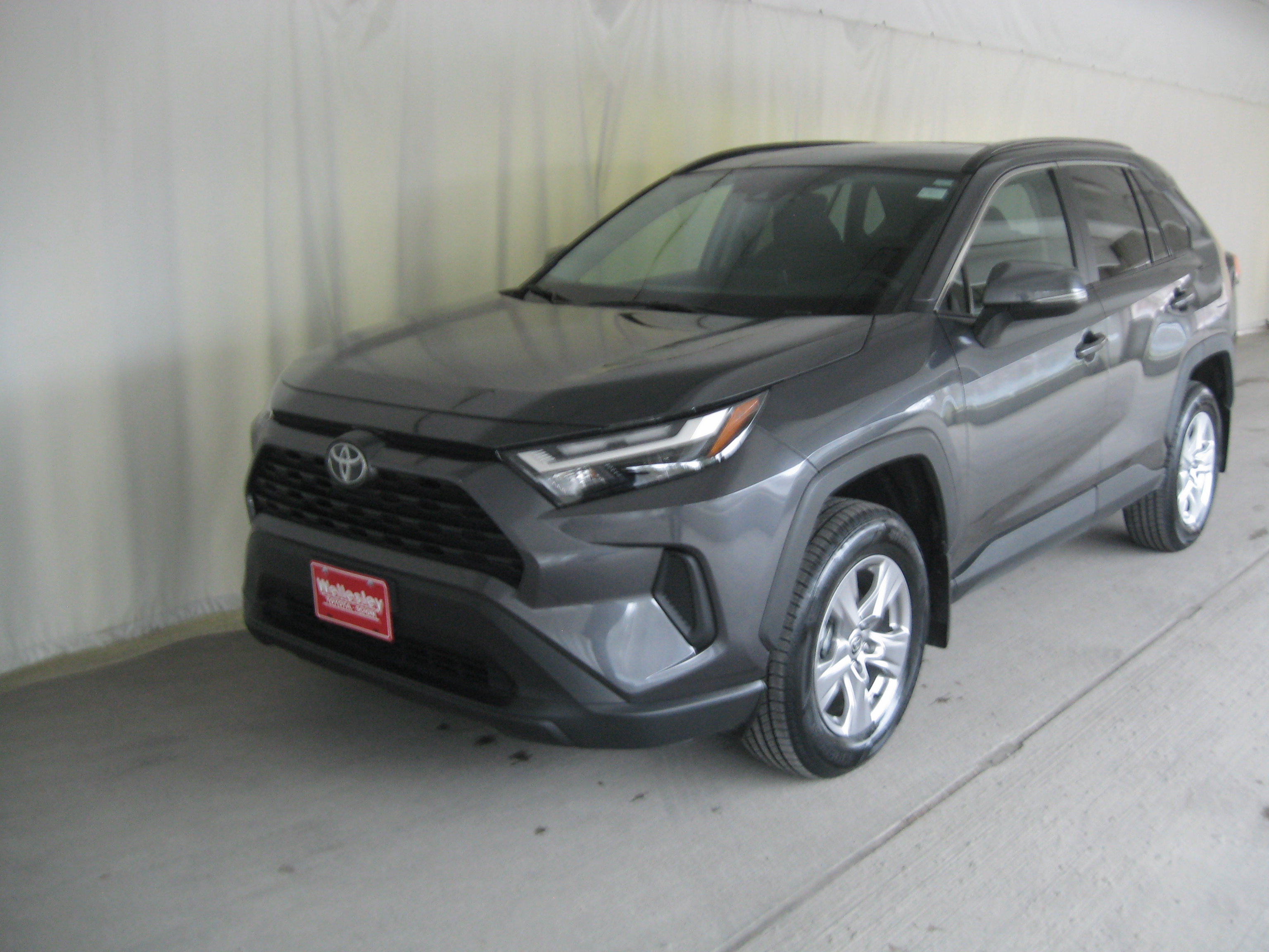 Used 2025 Toyota RAV4 XLE w/ Convenience Package AWD/4WD image 23