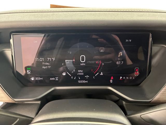 Certified 2025 GMC Acadia Denali AWD/4WD image 25