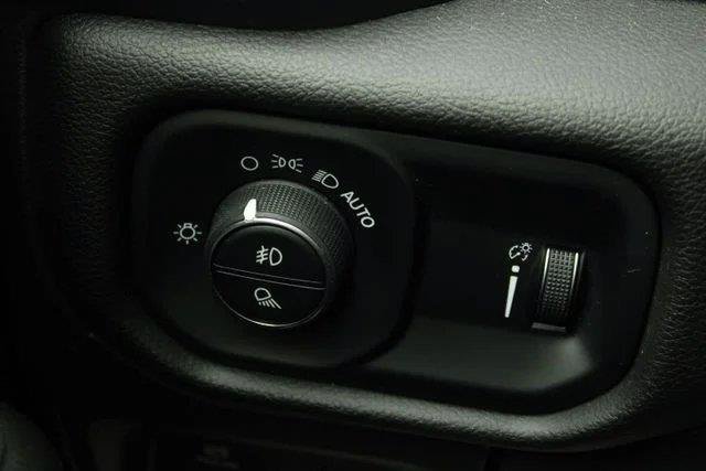 Used 2025 RAM 1500 Big Horn AWD/4WD image 20