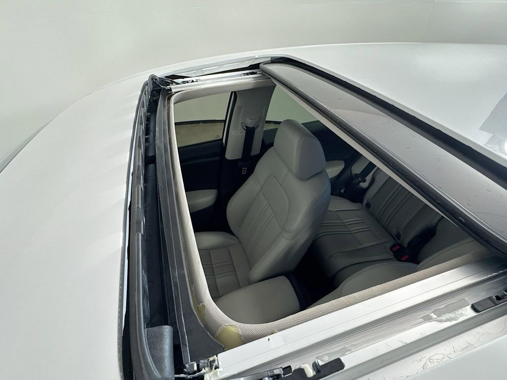 New 2026 Honda HR-V EX-L image 14