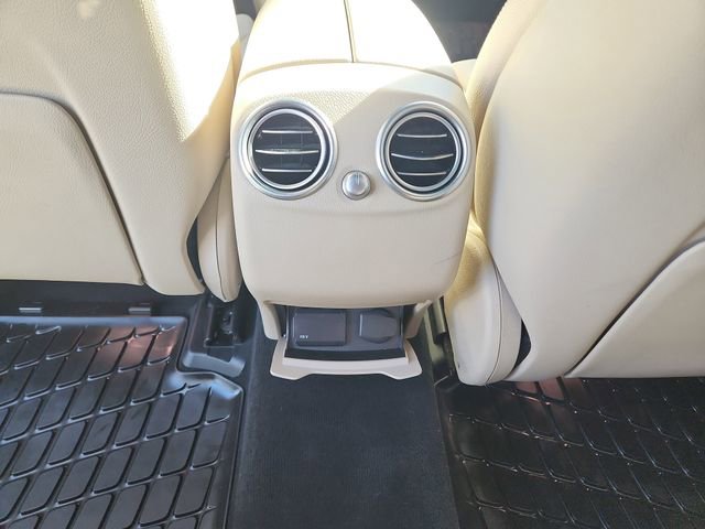 Used 2021 Mercedes-Benz GLC 300 4MATIC image 12