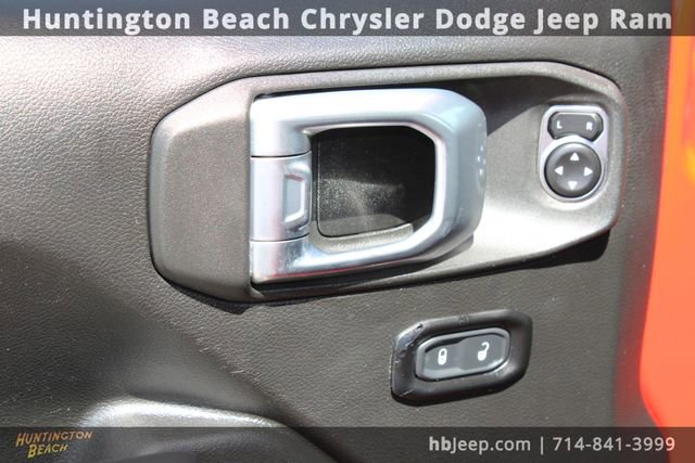 Used 2023 Jeep Wrangler Sport S image 13