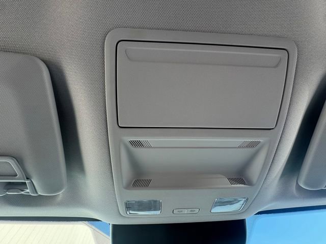 New 2025 Ford Maverick XL w/ Equipment Group 101A image 34