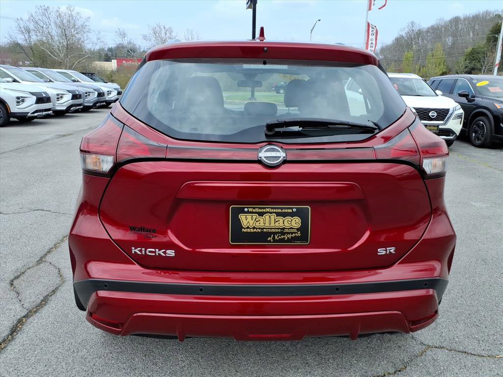 Certified 2024 Nissan Kicks SR w/ SR Premium Package image 17
