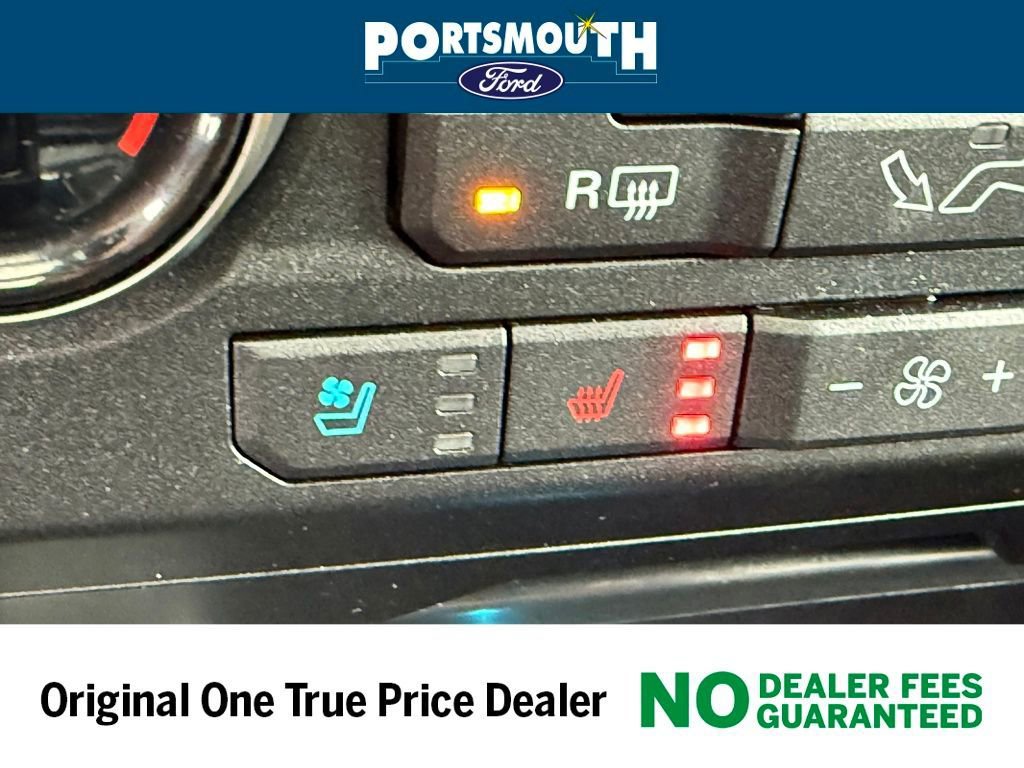 Certified 2019 Ford F150 Raptor w/ Equipment Group 802A Luxury image 15