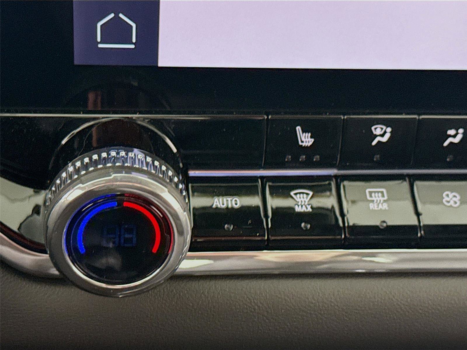 New 2026 GMC Canyon Elevation w/ Convenience Package image 15