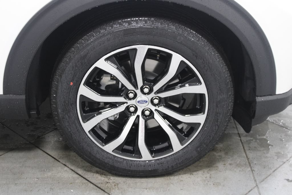 New 2026 Ford Explorer ST-Line w/ Premium Package RWD image 12