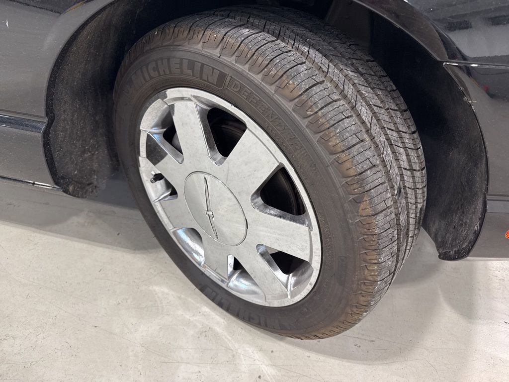 Used 2002 Ford Thunderbird RWD image 8