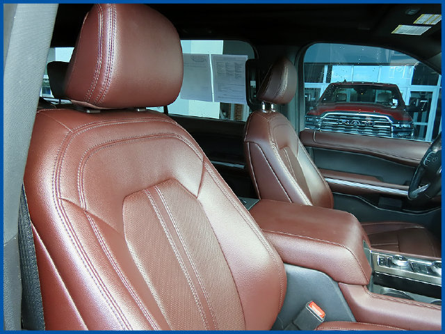 Used 2024 Ford Expedition Max Limited AWD/4WD image 9