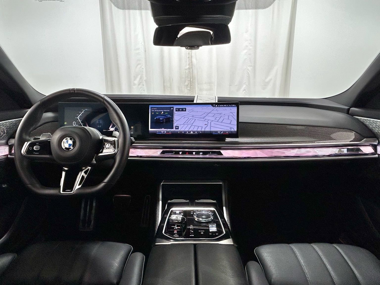 Used 2023 BMW 760i xDrive AWD/4WD image 8