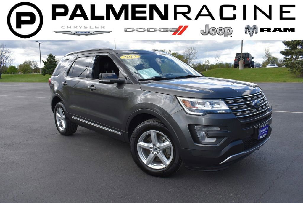 Used 2017 Ford Explorer XLT w/ Equipment Group 202A AWD/4WD image 1