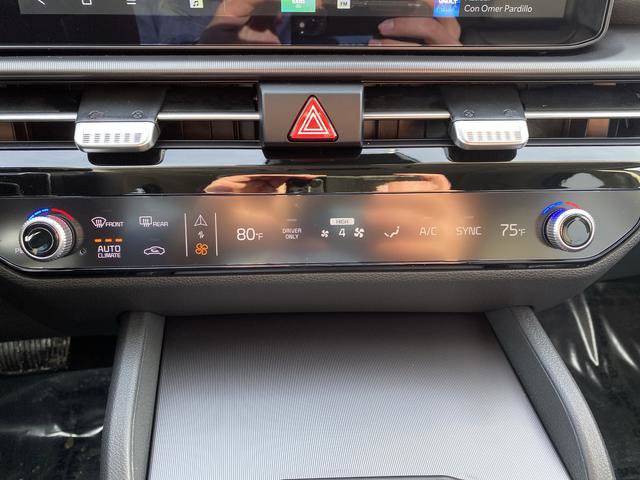 New 2026 Kia Sportage EX image 22