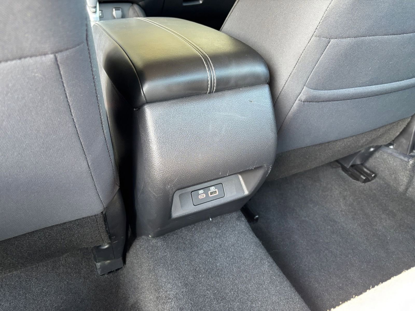 Used 2025 Nissan Altima 2.5 SV FWD image 23