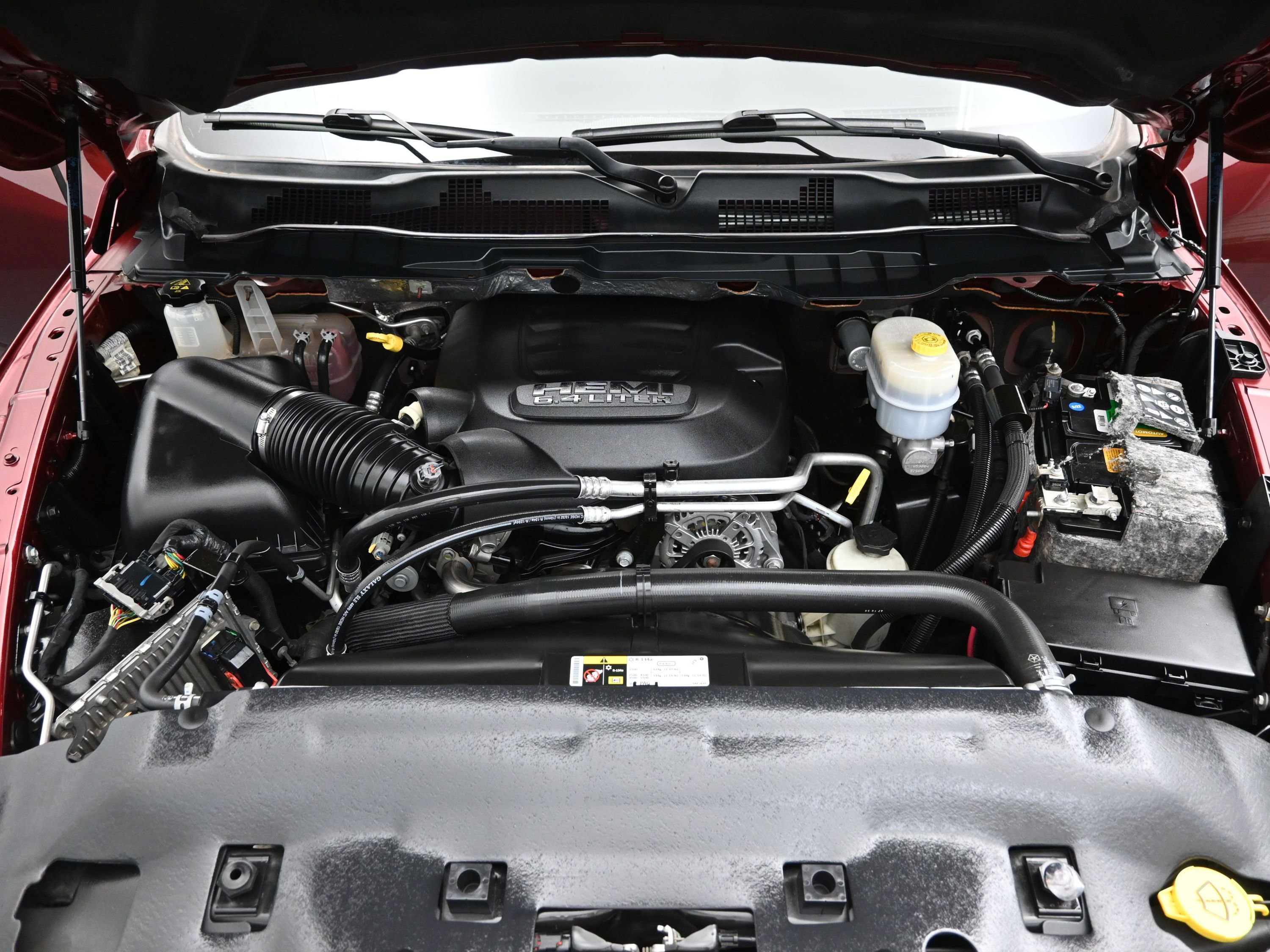 Used 2018 RAM 2500 Laramie w/ Off Road Package AWD/4WD image 8