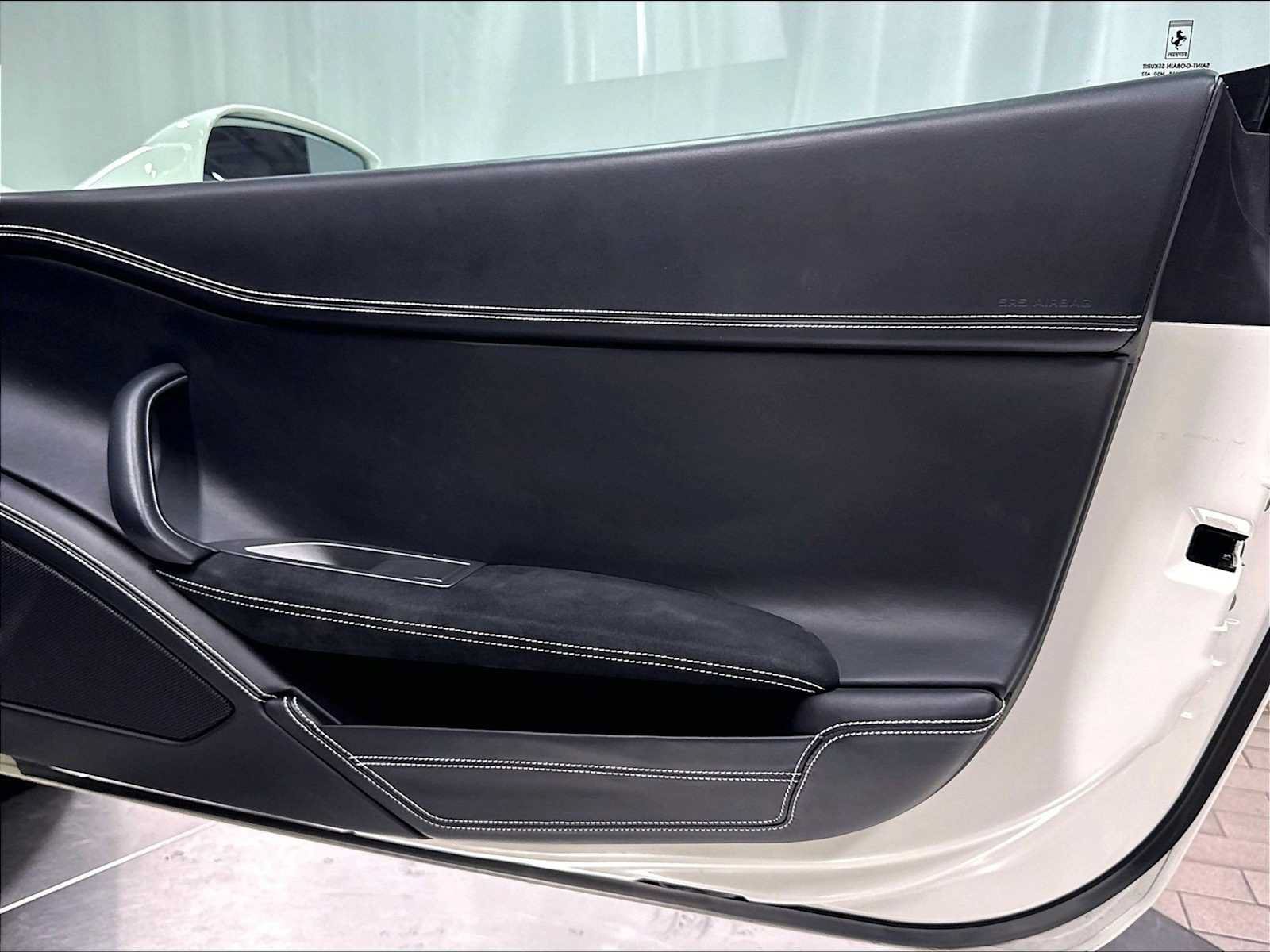 Used 2015 Ferrari 458 Spider RWD image 28
