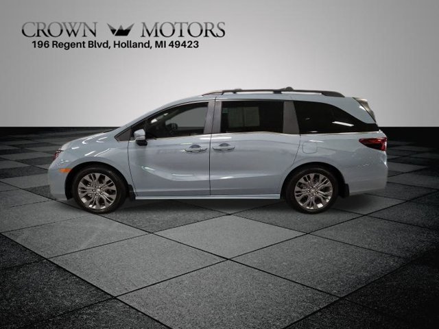 Certified 2025 Honda Odyssey Touring image 6