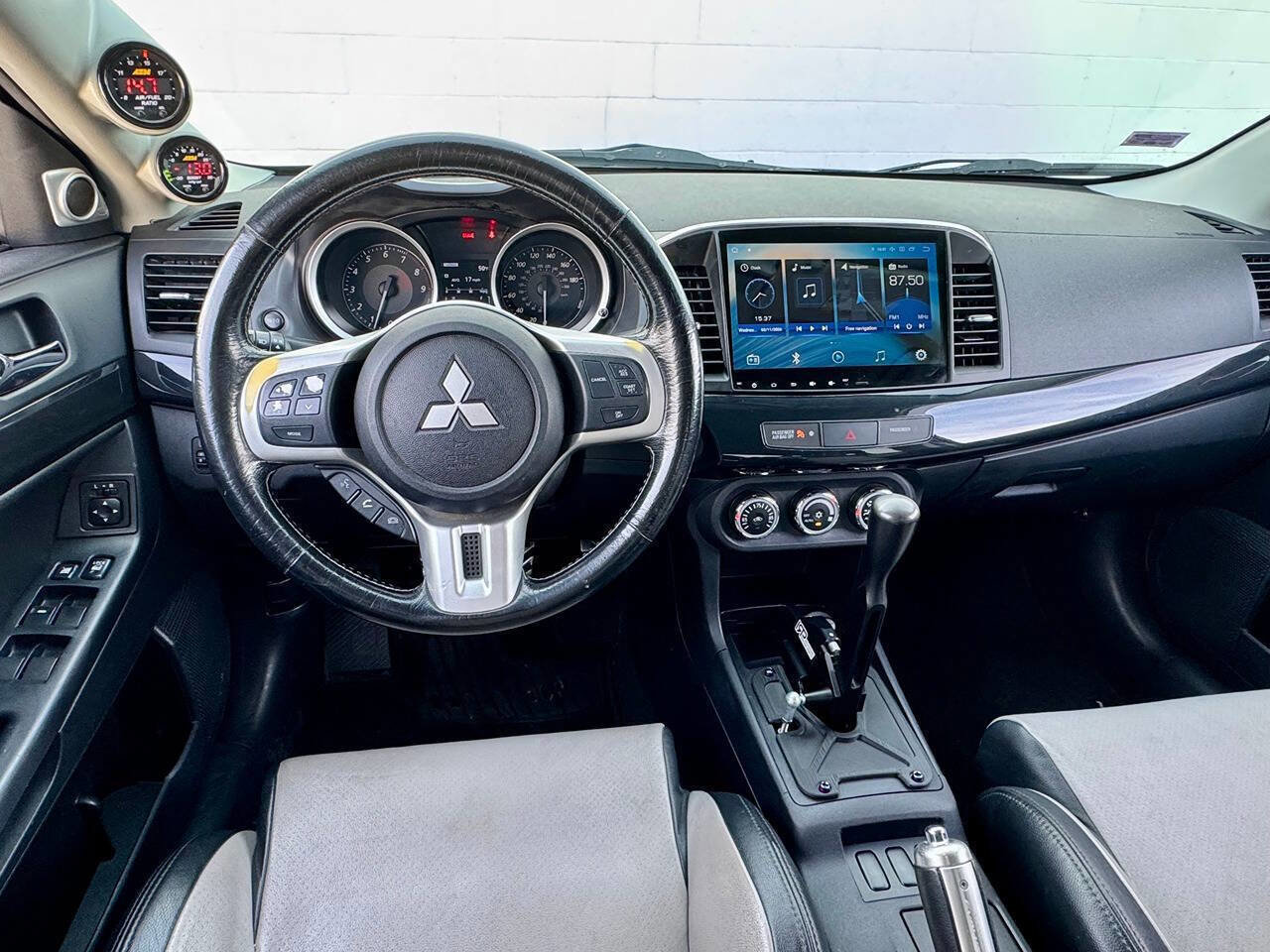 Used 2012 Mitsubishi Lancer Evolution GSR image 2