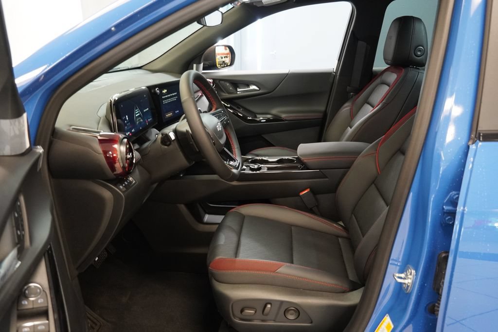 New 2027 Chevrolet Equinox RS w/ Convenience Package III AWD/4WD image 4