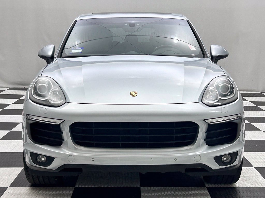 Used 2018 Porsche Cayenne Platinum Edition AWD/4WD image 3