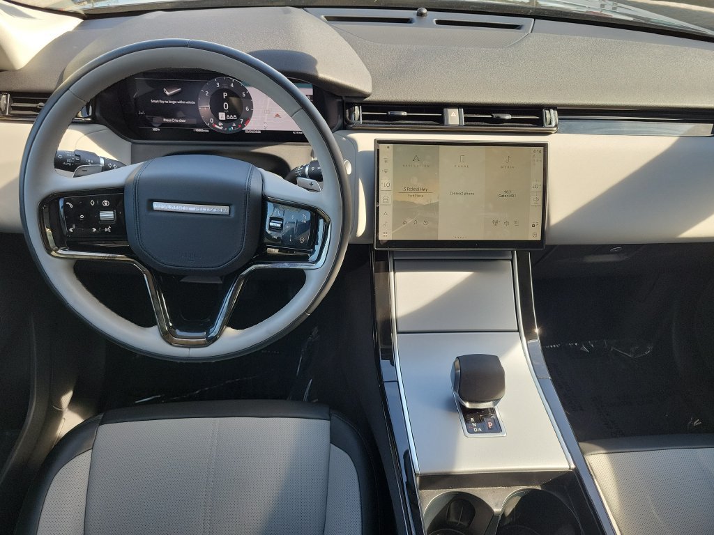 Certified 2025 Land Rover Range Rover Velar S AWD/4WD image 18