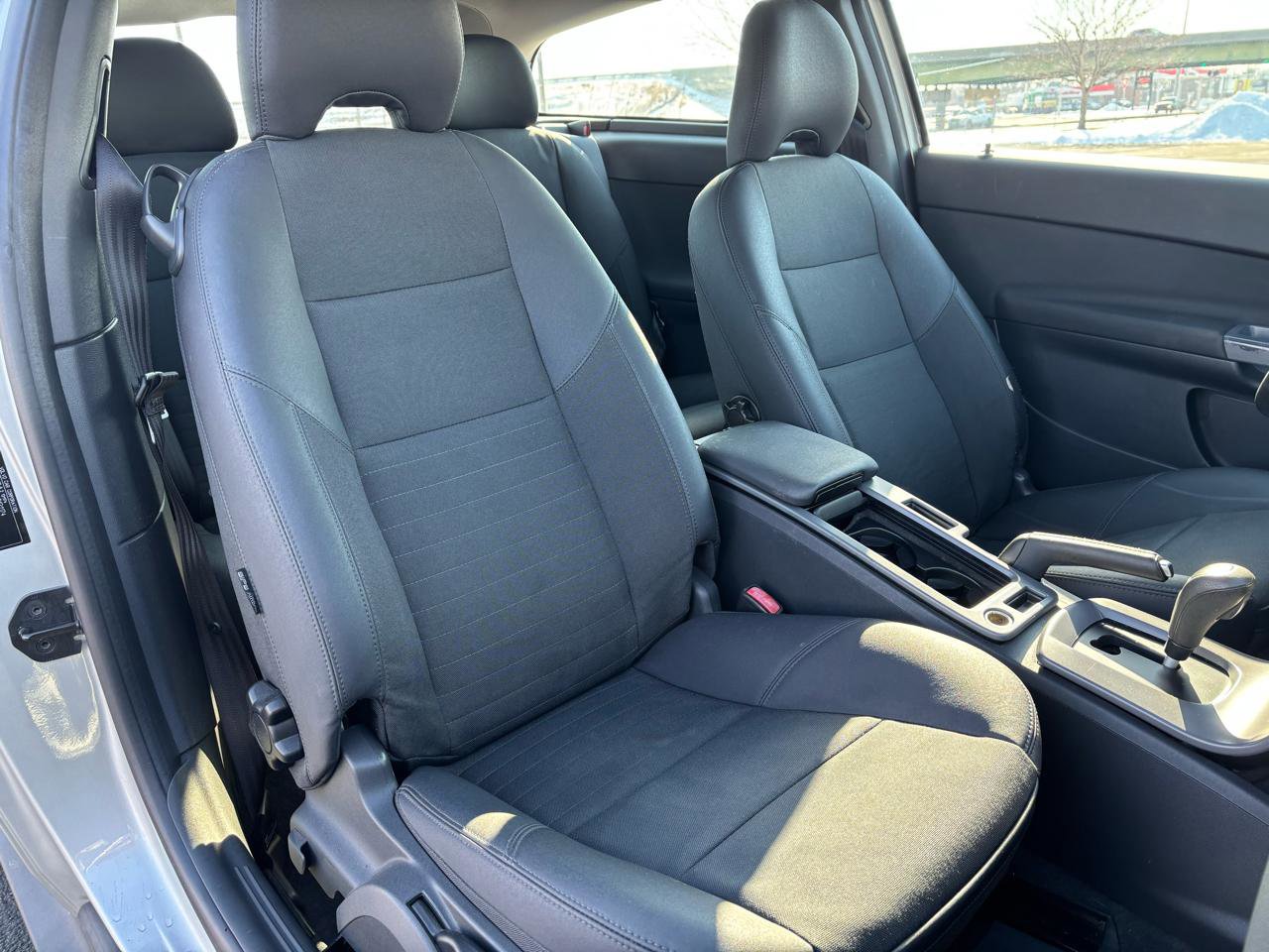 Used 2009 Volvo C30 2dr Cpe Auto T5 image 8