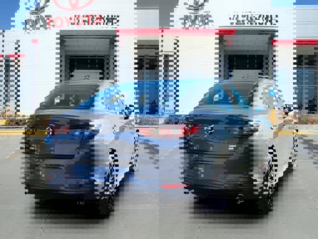 Used 2023 MAZDA MAZDA3 s image 4