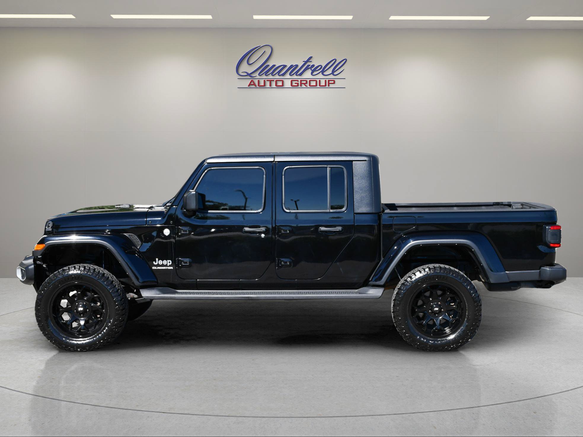 Used 2021 Jeep Gladiator Overland w/ Popular Equipment Package AWD/4WD image 7