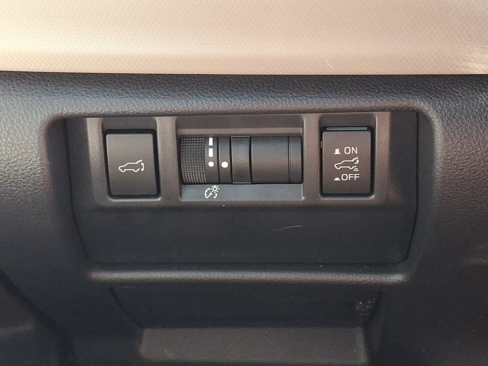 Certified 2025 Subaru Forester Limited AWD/4WD image 26
