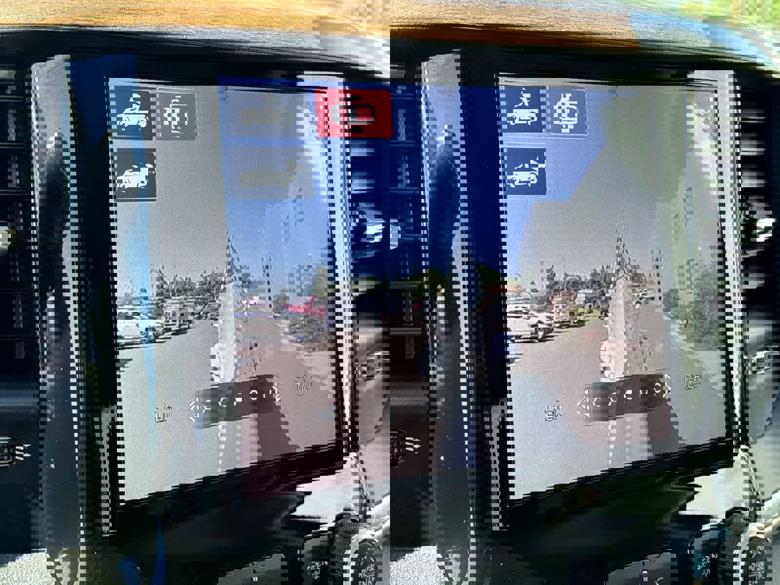 Certified 2022 RAM 3500 Laramie image 27