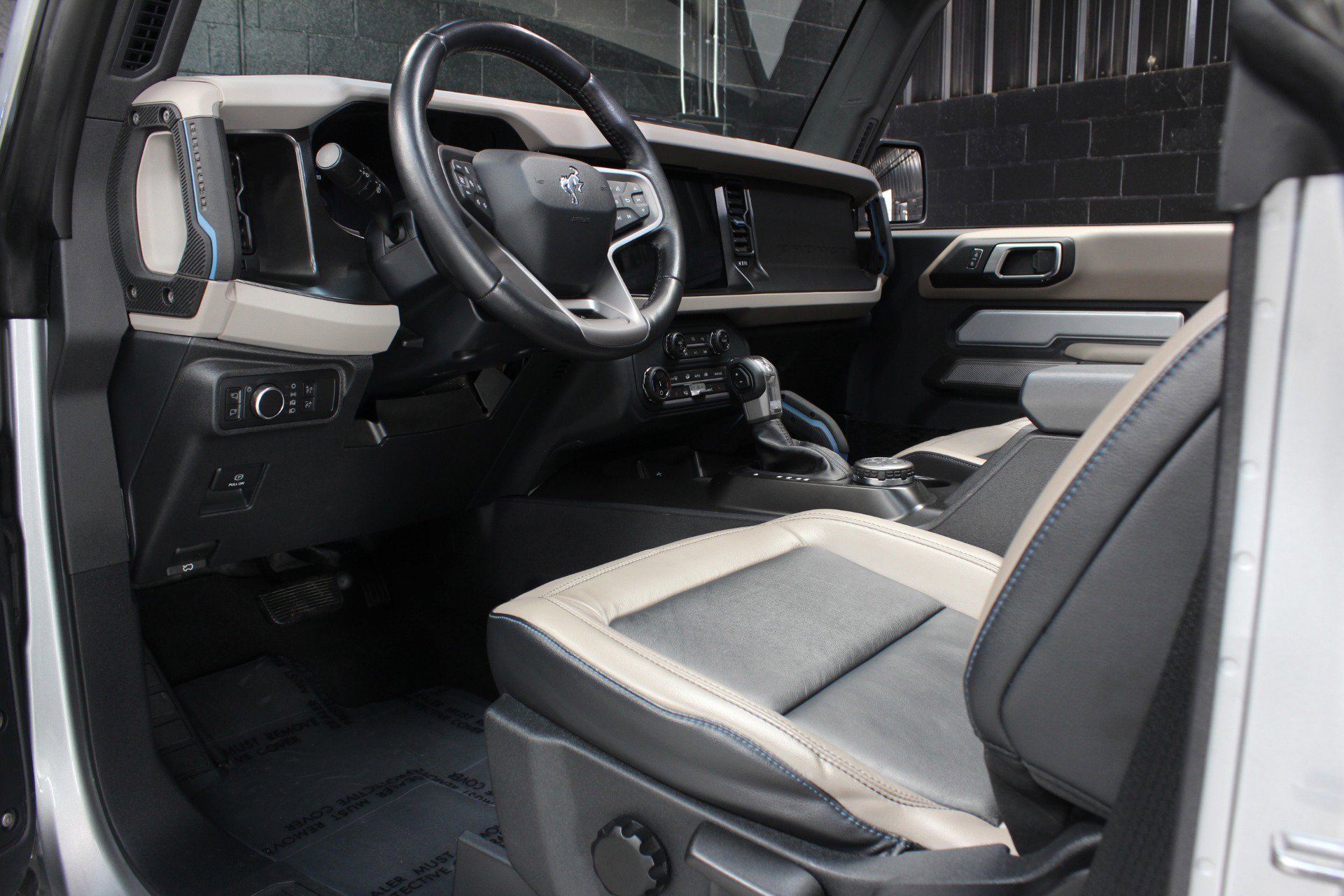 Used 2022 Ford Bronco Wildtrak image 26